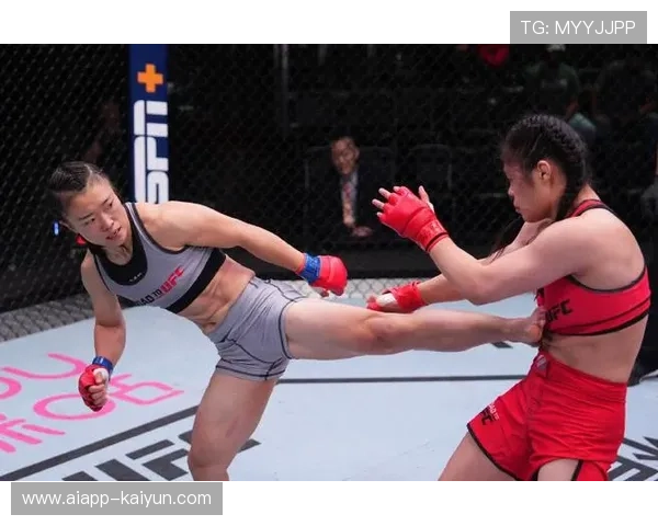 UFC精英之路上海站半决赛石铭遗憾落败